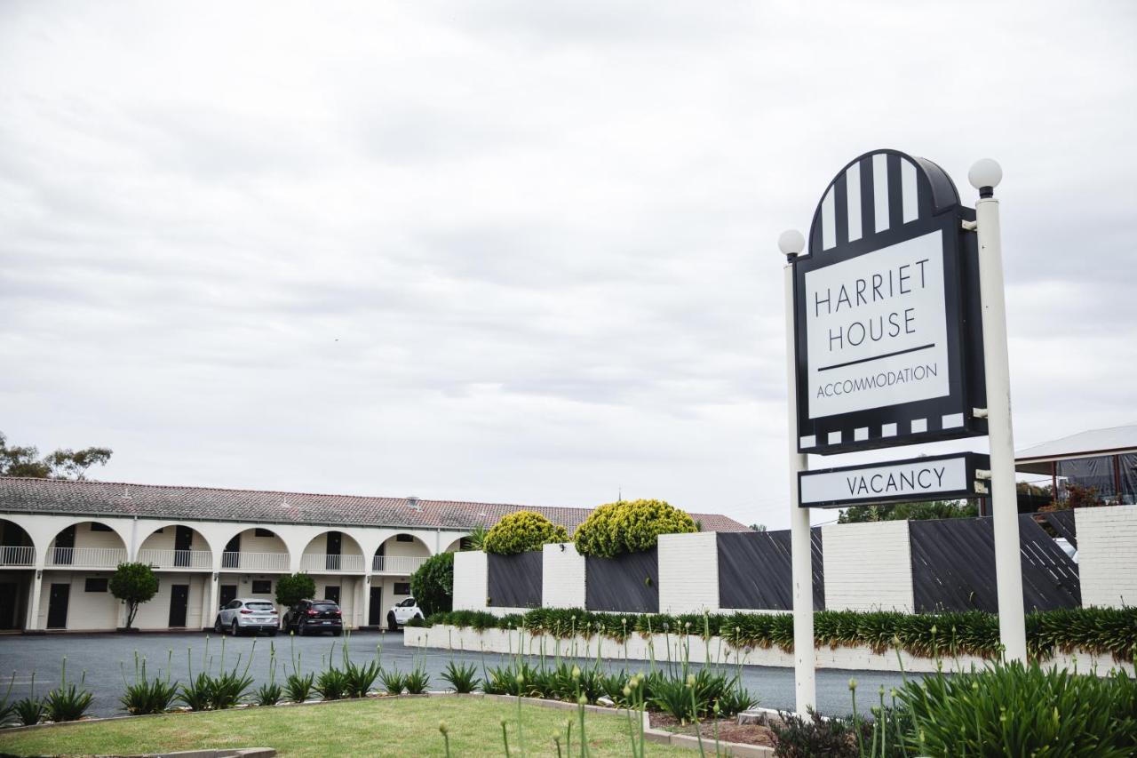 Harriet House Tumut 모텔 외부 사진