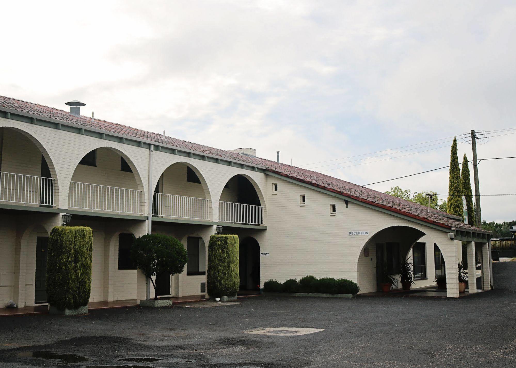 Harriet House Tumut 모텔 외부 사진